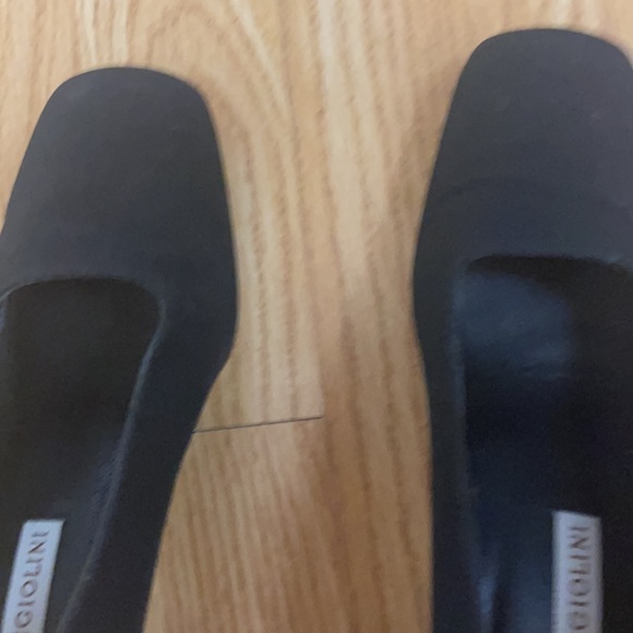 Enzo Angiolini size 5N Black fabric feel 2 inch heels have square toe. - Picture 2 of 7